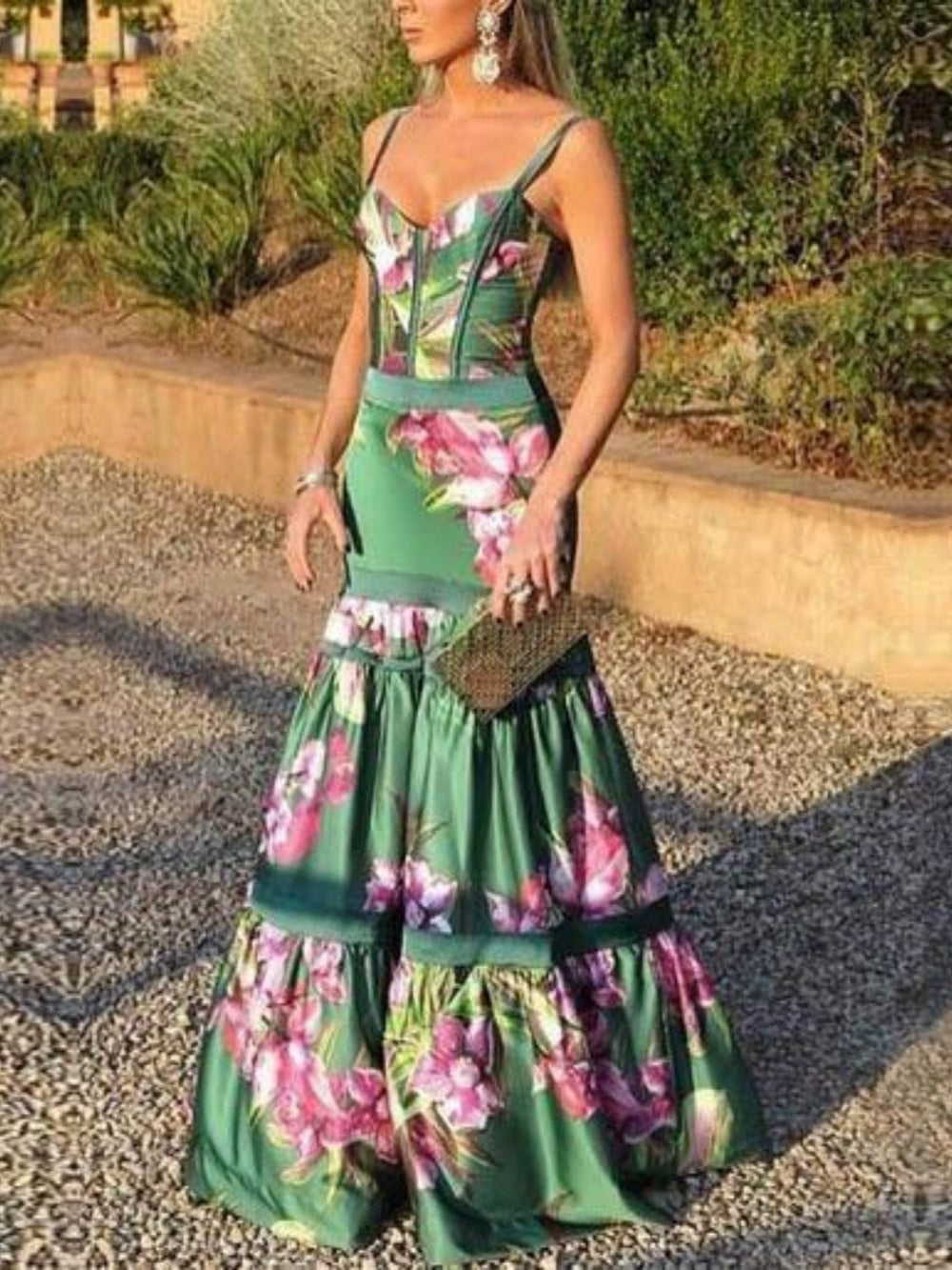 Maxi Satin Langkleid mit bedrucktem Einsatz und Rückenträgern