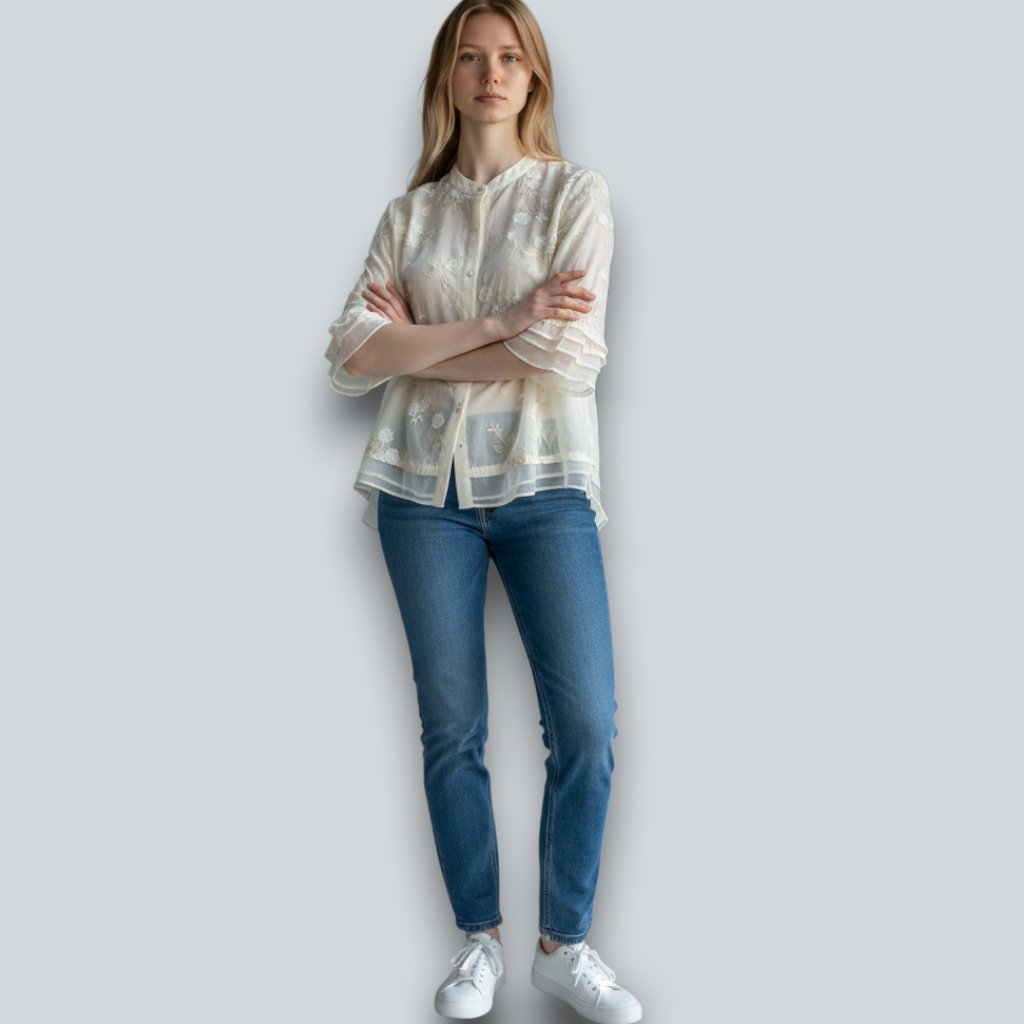 Haut femme en coton brodé floral - Élégance décontractée