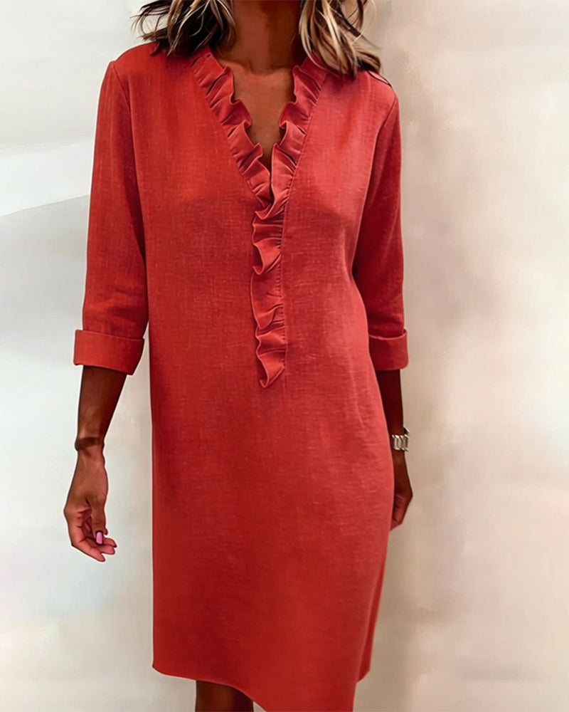 Robe à volants col en V