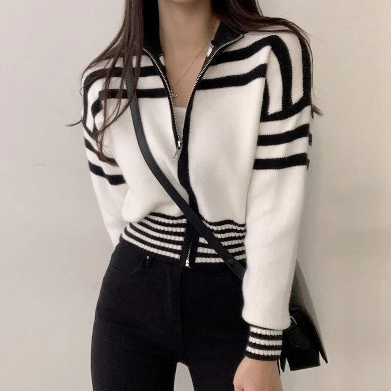 Cardigan Femme Chic à Rayures Contrastées 2
