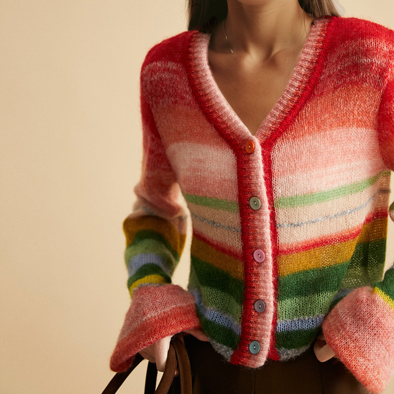 Cardigan Femme Doux en Mohair Rayé 2