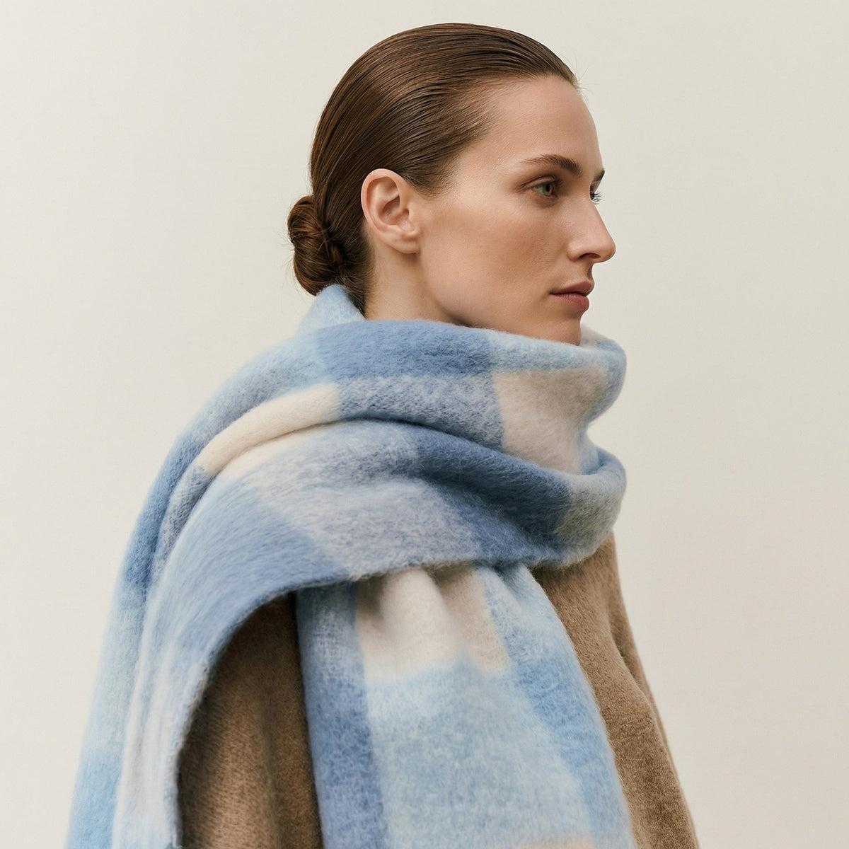 Écharpe d'Hiver Oversize pour Femme à Dégradé de Couleur et Franges