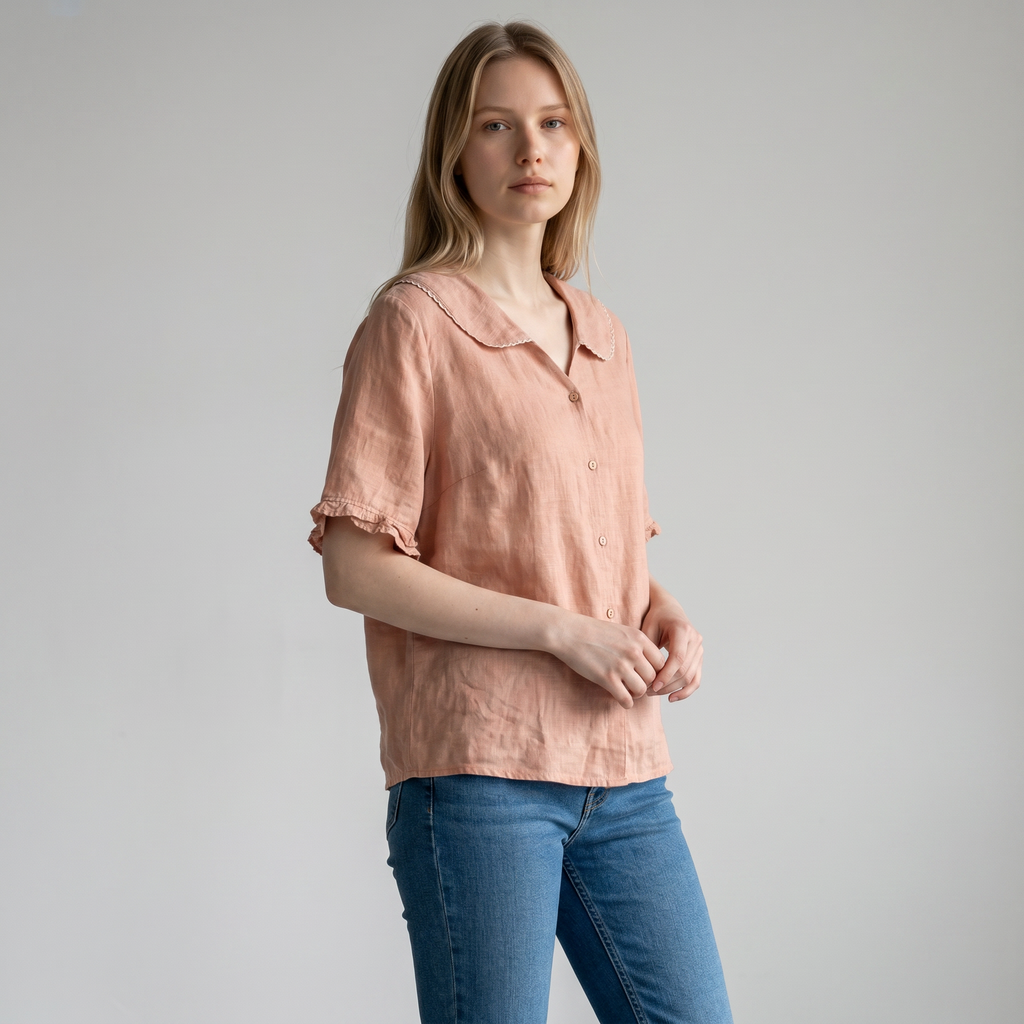Blouse en lin femme légère, col festonné, élégance décontractée