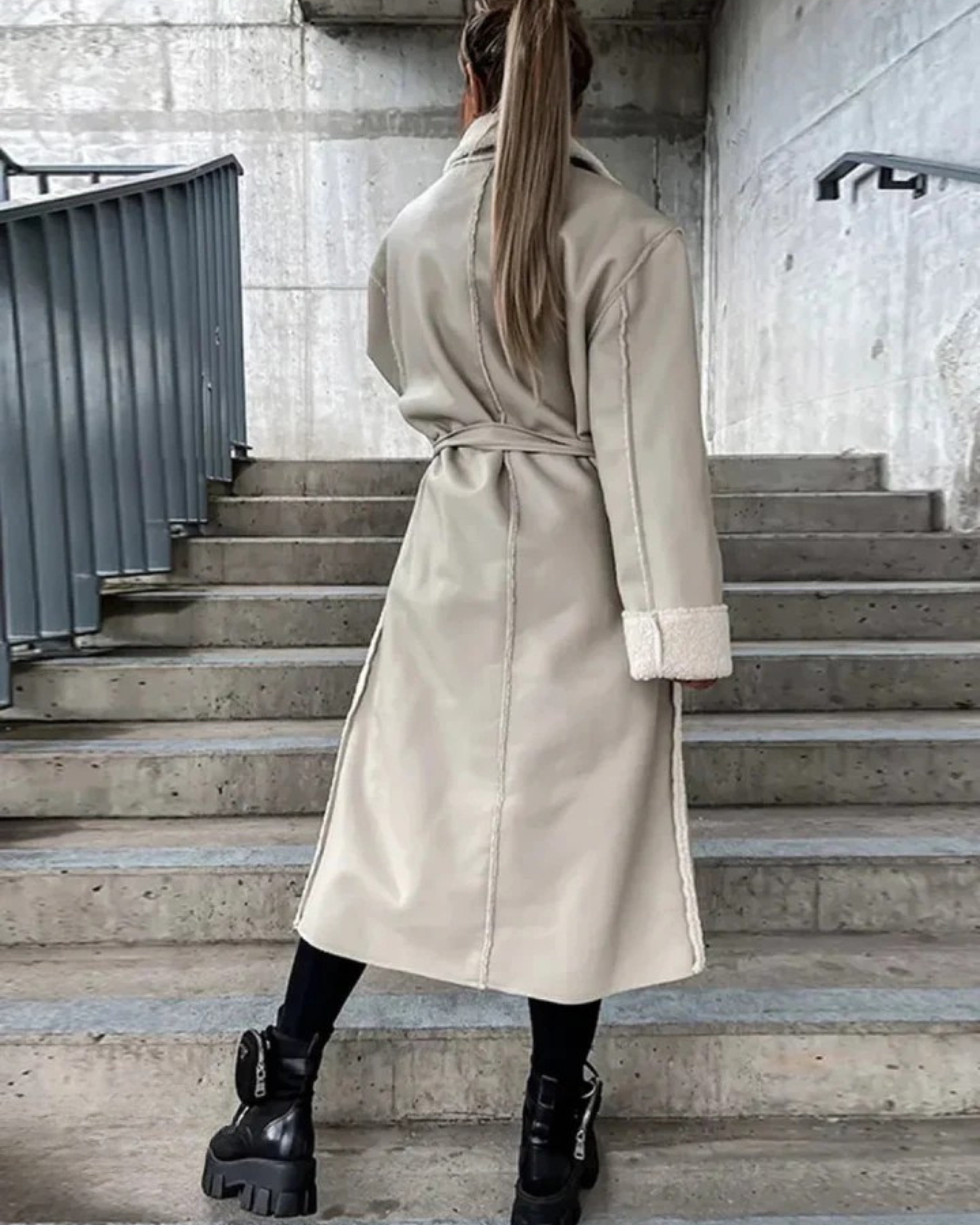 Manteau en Laine et Cuir Femme Autumn Collection