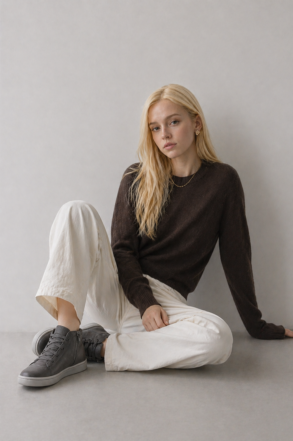 Bequeme Damenstiefeletten, elegant aus weichem Leder