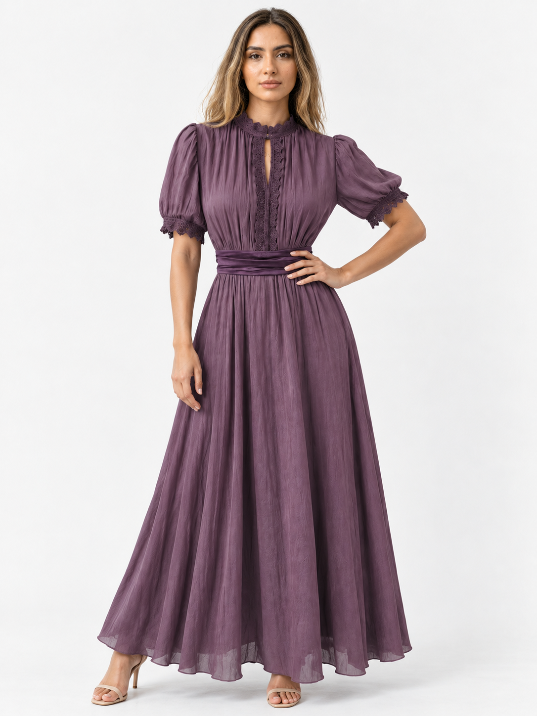 Langes Damenkleid aus Polyester und Spandex mit Spitze und geraffter Taille
