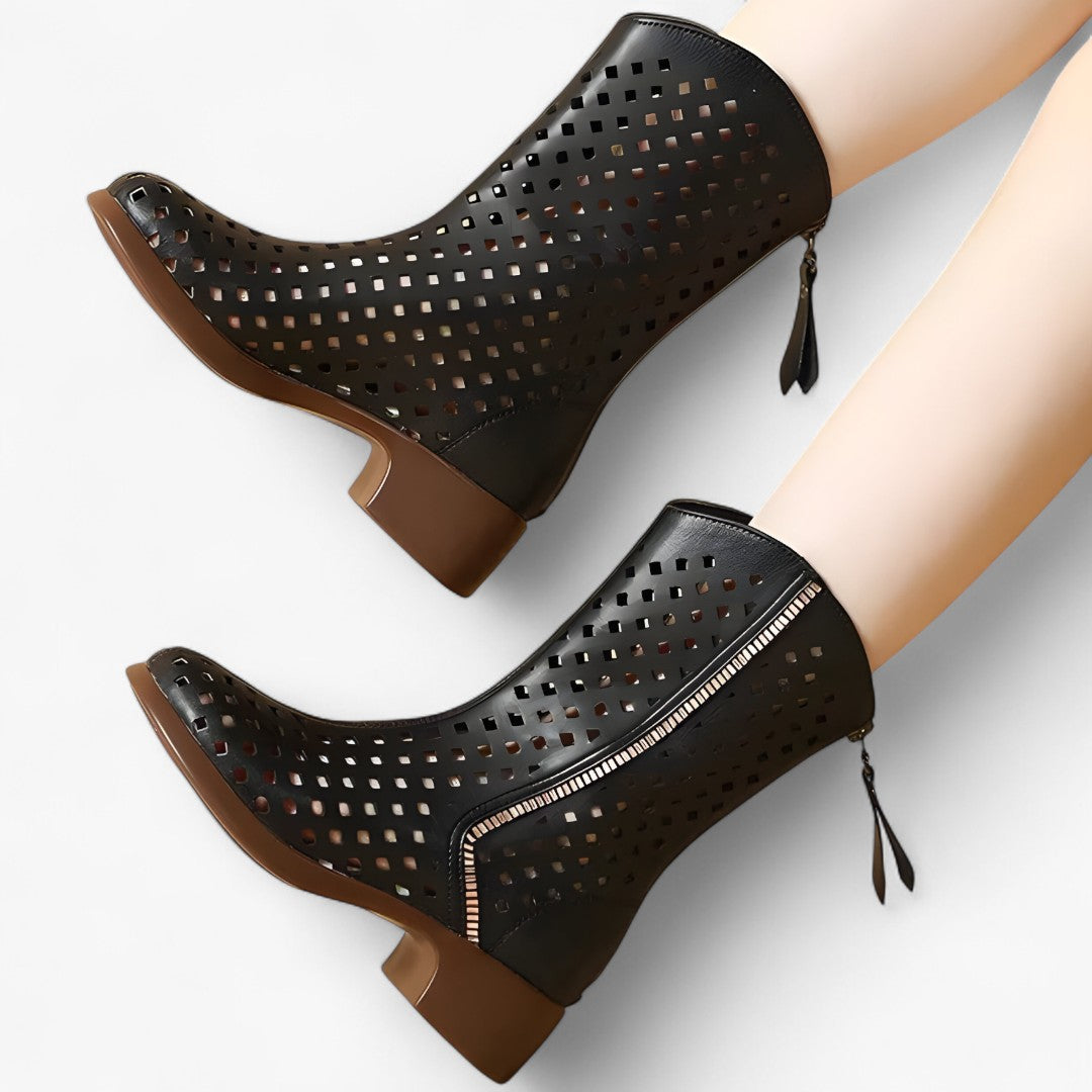 Atmungsaktive, halbhohe Damenstiefel aus echtem Leder mit Perforation
