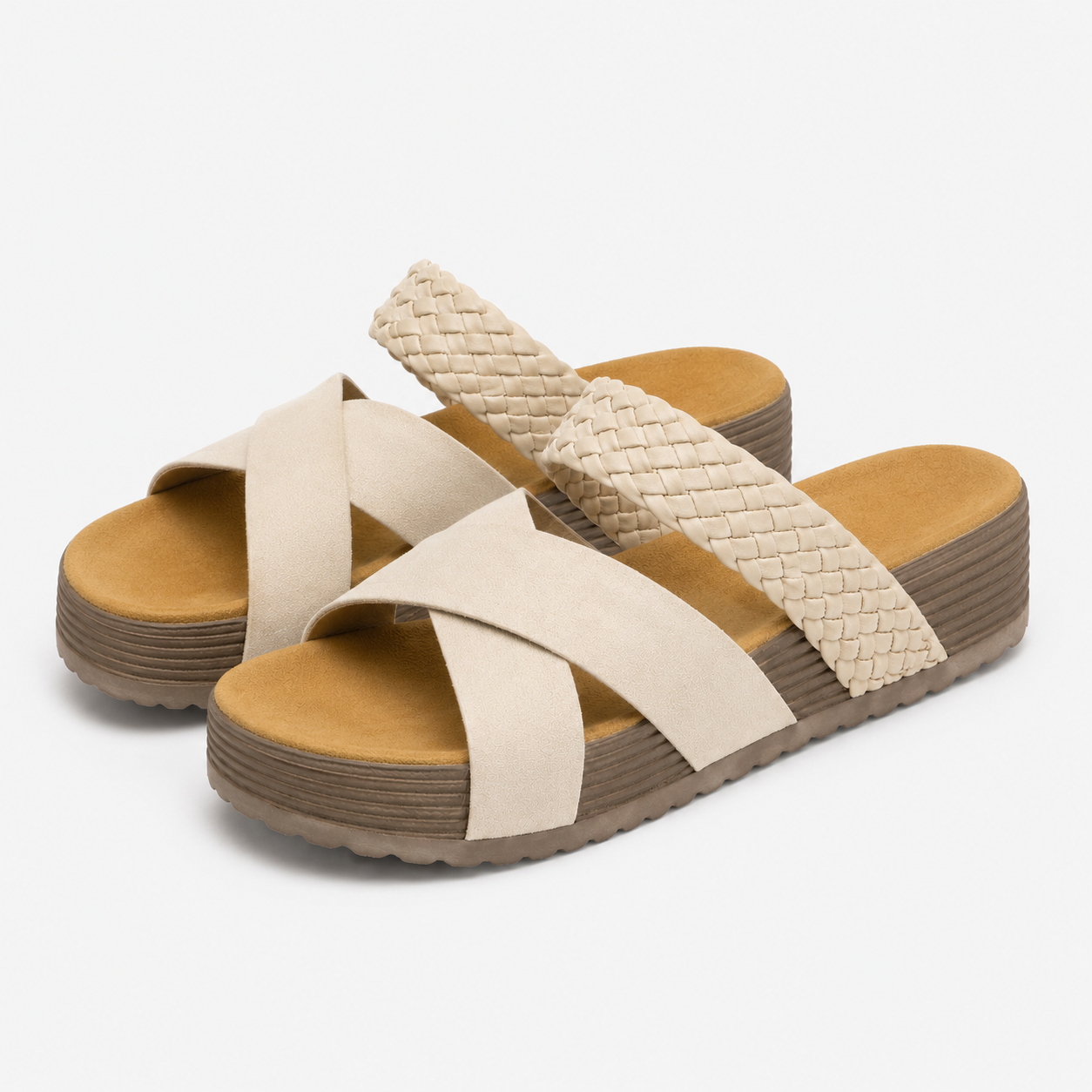 Bequeme Plateausandalen mit geflochtenen Riemen