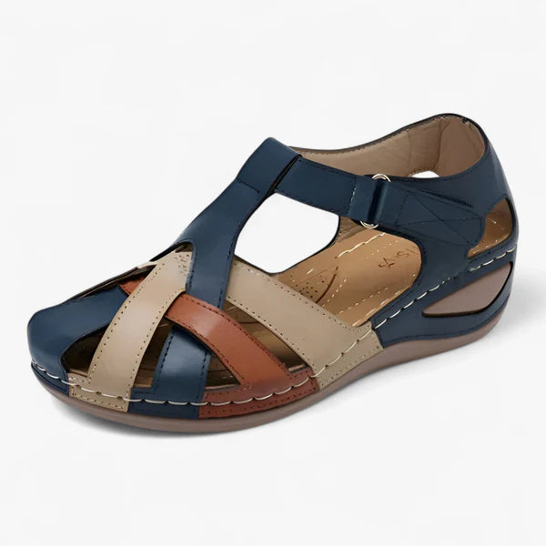 Bequeme Keilsandalen mit mehreren Riemen für angenehmes Tragen