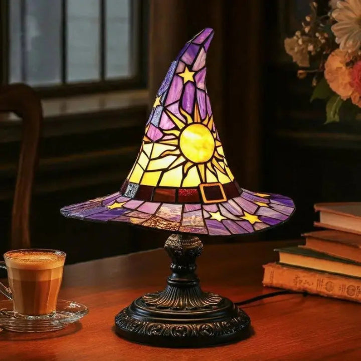 Lampe Chapeau de Sorcière en Vitrail - Artisanale Lumière Chaude