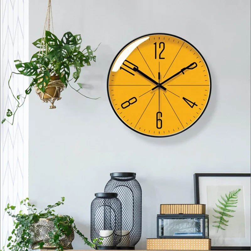 Marcia - Moderne Wanduhr mit schlankem minimalistischen Design
