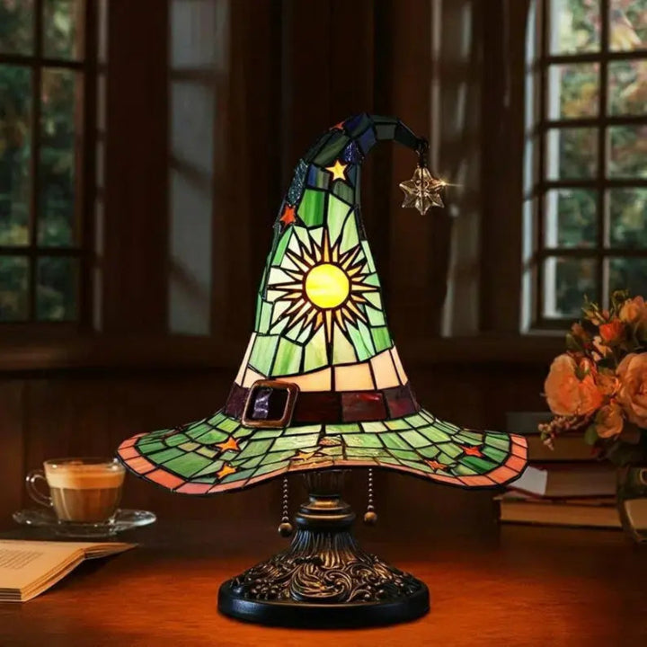 Lampe Chapeau de Sorcière en Vitrail - Artisanale Lumière Chaude