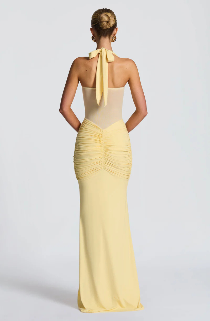 Siren Hourglass Kleid, verführerische Silhouette, zeitloser Glamour