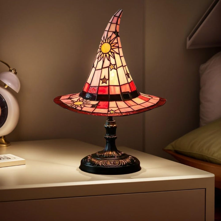 Lampe Chapeau de Sorcière en Vitrail - Artisanale Lumière Chaude