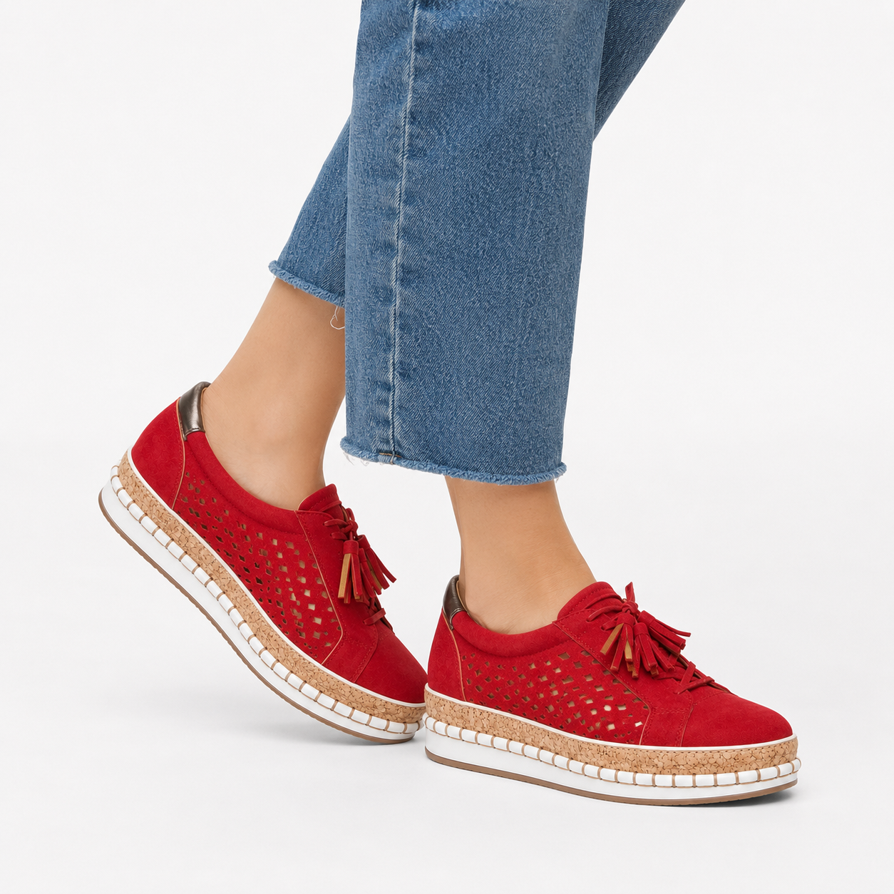 Bequeme und atmungsaktive Damen-Sneaker zum Hineinschlüpfen mit Quasten