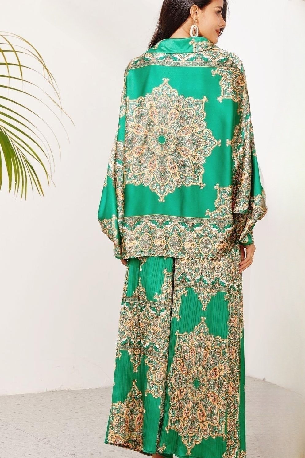 Ensemble Tailleur Femme Satiné Élégant 3