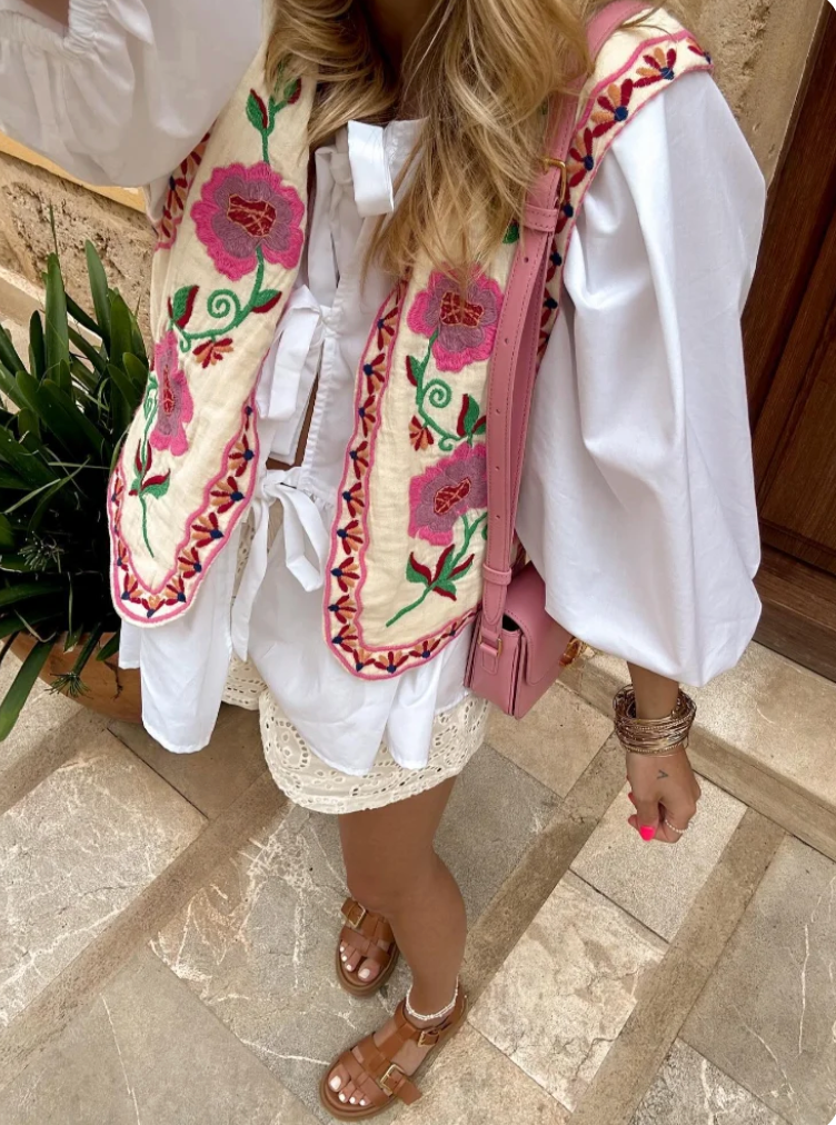 Gilet Floral Élégant pour Femme 4