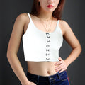Kurzes Damen-Top mit Knopfleiste, modisch und feminin