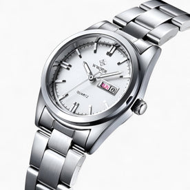 other : Julie | Montre Femme Acier Inoxydable Étanche Quartz in Blanc argenté van Seroa