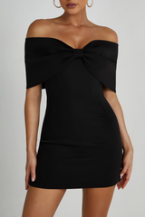 Rochie mini neagră off-shoulder pentru femei, confort optim