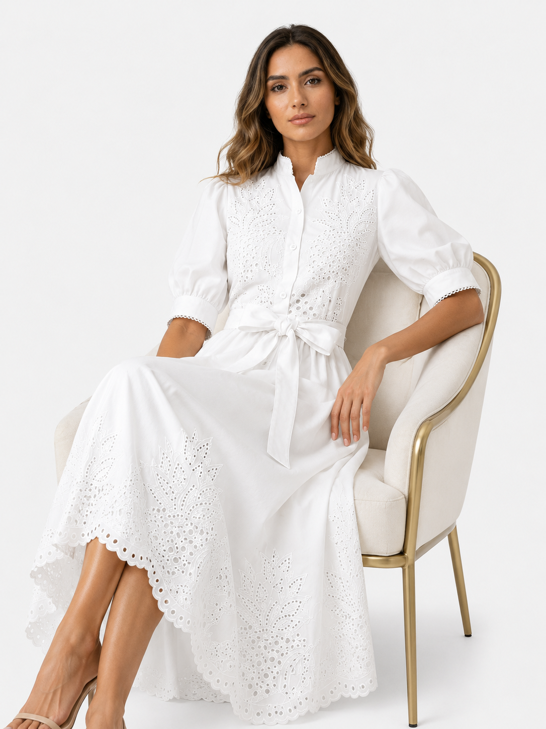 Midi-Kleid für Damen aus Polyester mit Stickerei, Knöpfen und Gürtel