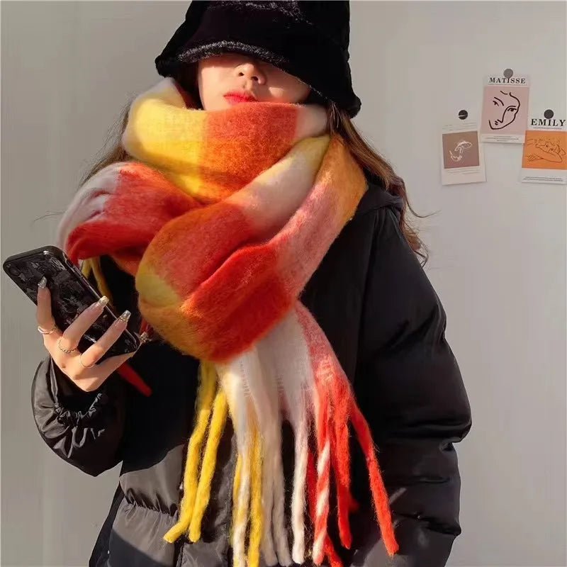 Écharpe d'Hiver Oversize pour Femme à Dégradé de Couleur et Franges
