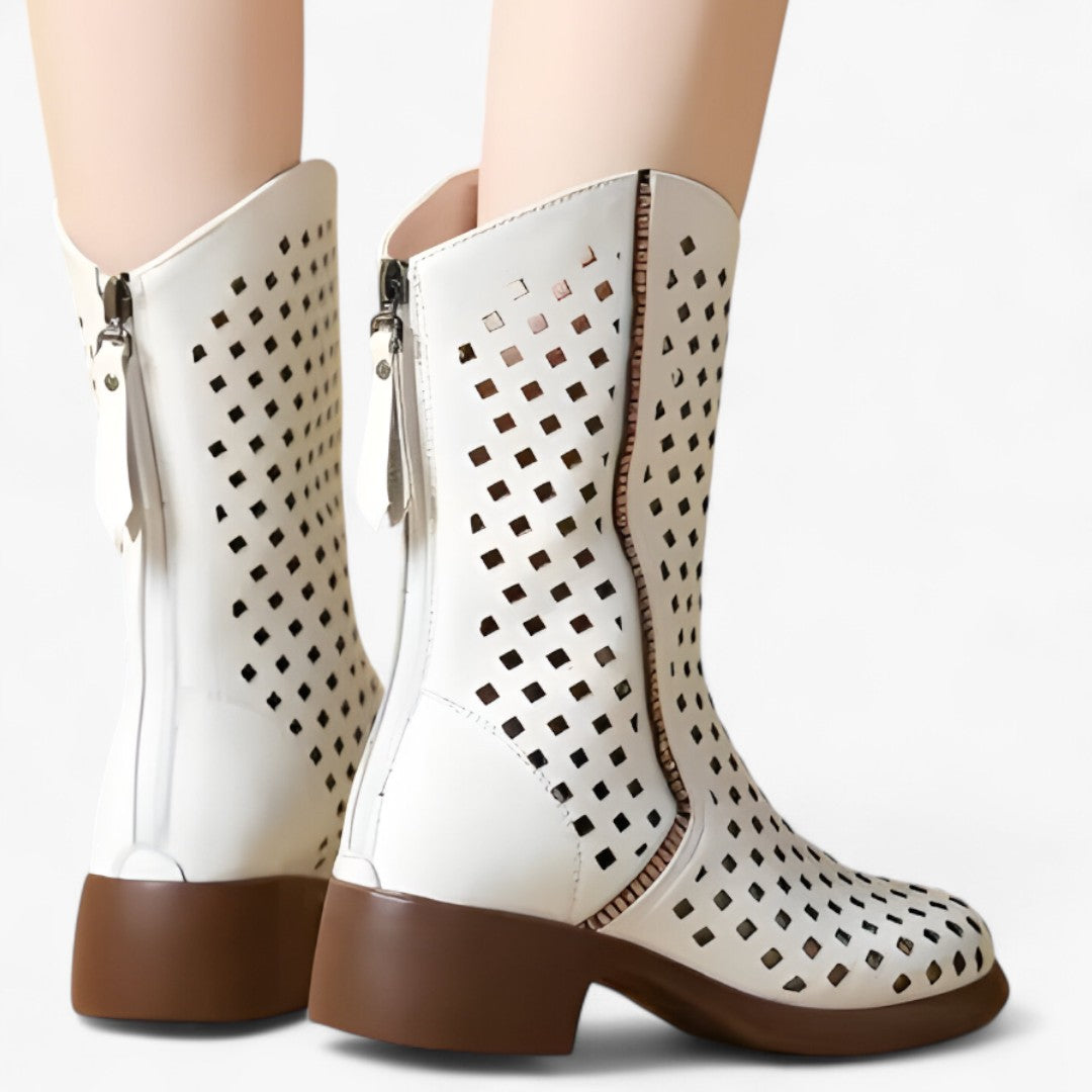 Atmungsaktive, halbhohe Damenstiefel aus echtem Leder mit Perforation