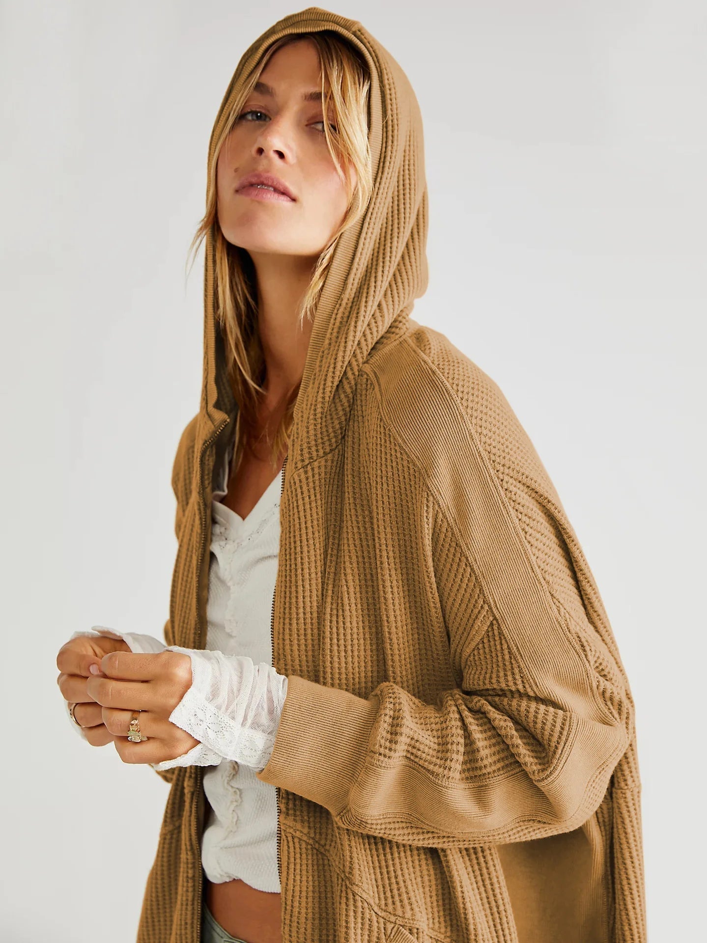 Sweat Femme Ample à Capuche Tendance 1