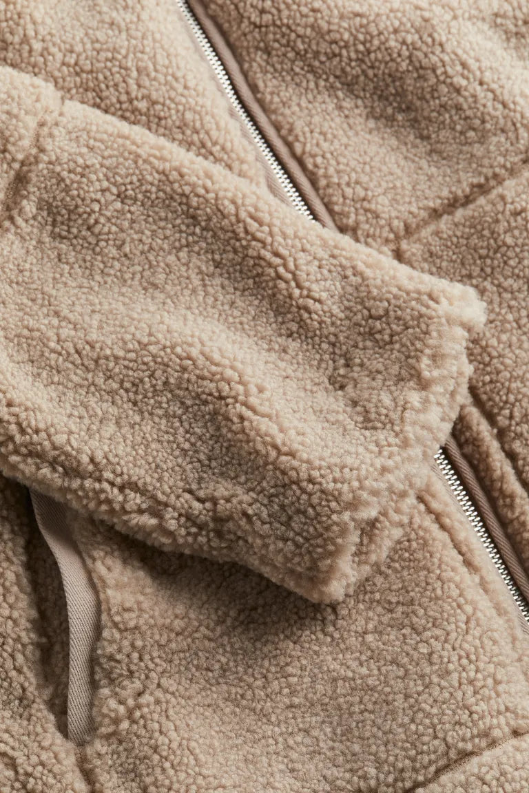 Veste Femme Élégante en Peluche 4