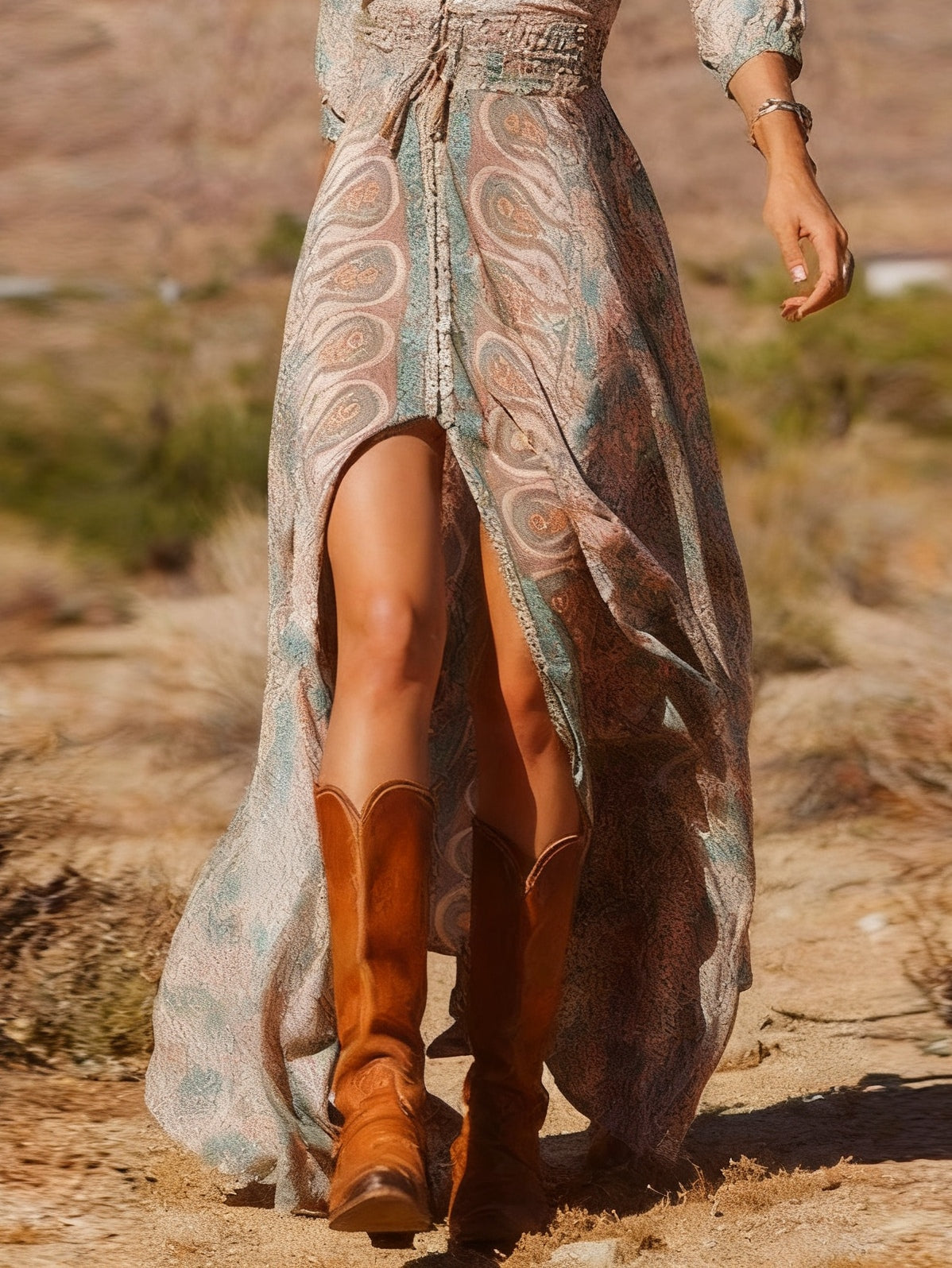 Boho langes Maxikleid mit Western-Print und Schlitz