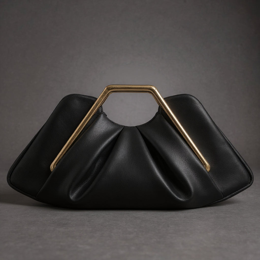 Weiche Leder-Clutch, Origami-Design, goldfarbener sechseckiger Griff