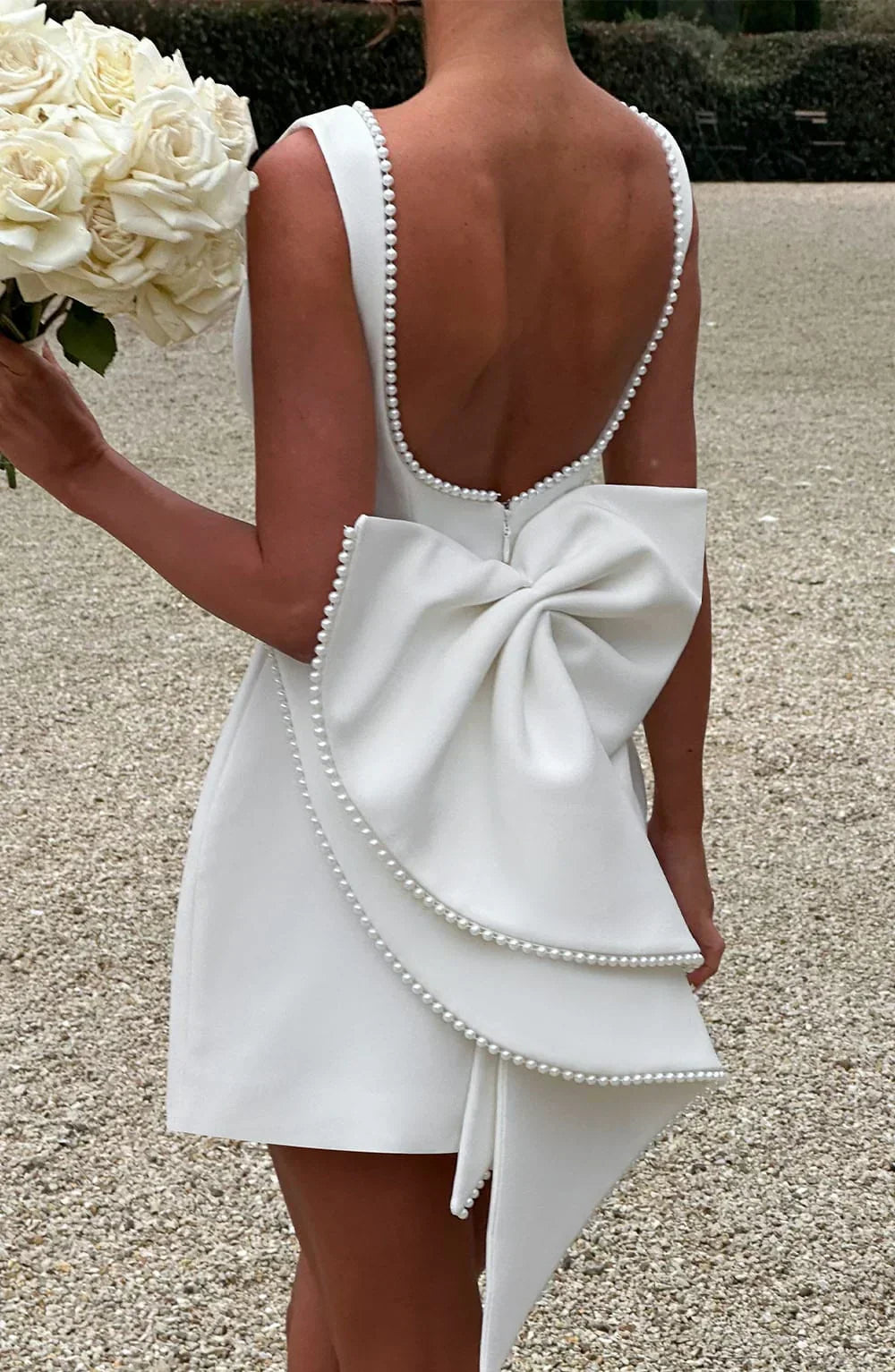 Robe Courte Femme Noire à Nœud Décoratif au Dos - Coton Léger