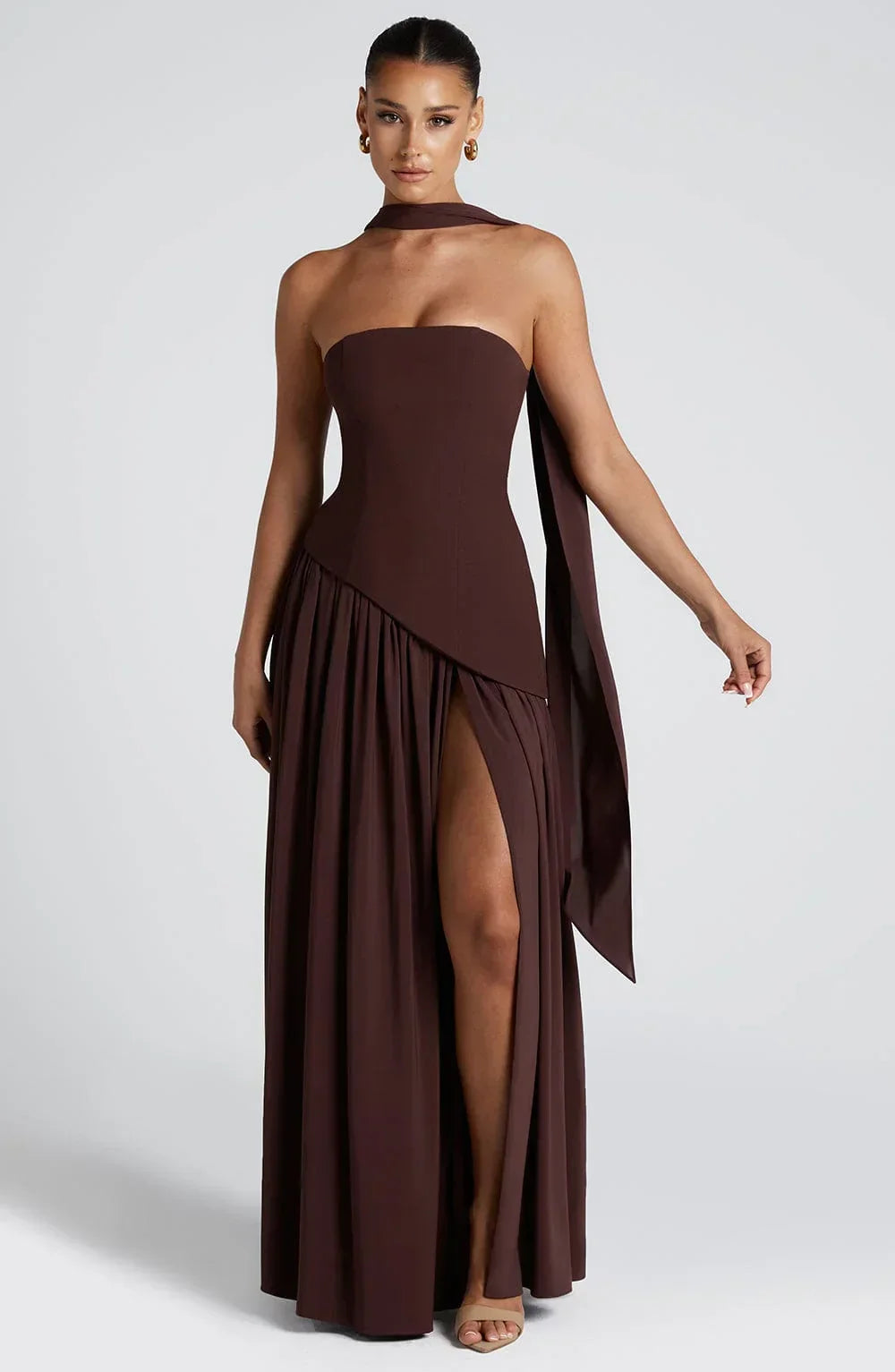Langes Kleid mit Schlitz für Damen mit Korsett, elegant und modern, für