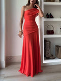 Asymmetrisches langes Damenkleid mit Raffung für elegante Abende