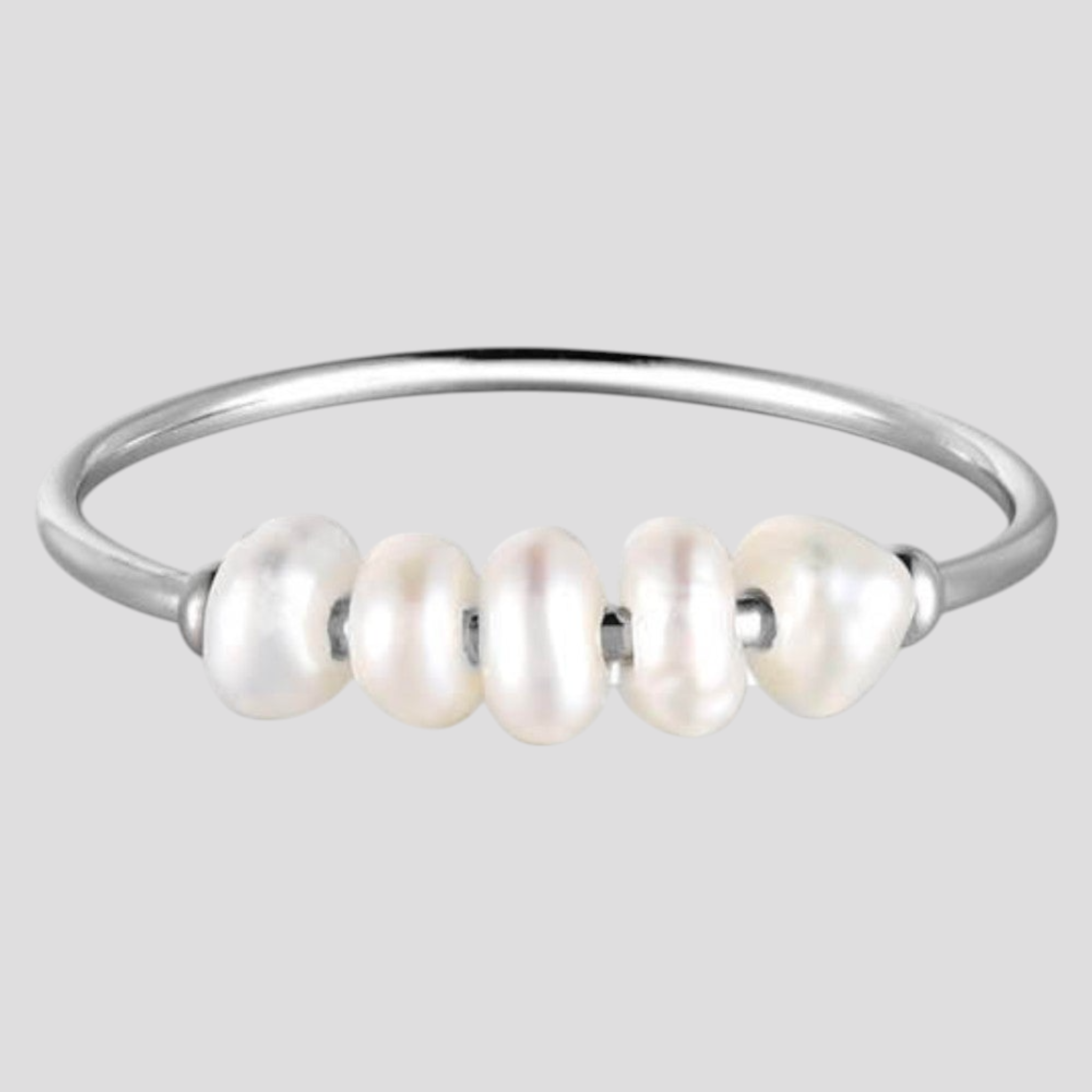 Eleganter Ring mit dezenten Perlen für Damen