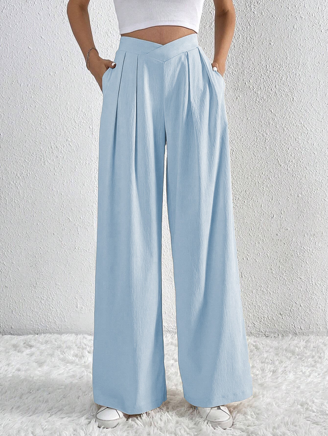 skirts : Maggie | Pantalon Fluide Femme Taille Haute in Bleu clair van Seroa